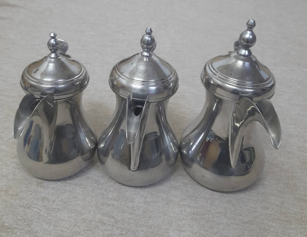 للبيع ادلال وقواري ومحاميس
#التواصل على الخاص او #الاتصال على الرقم ***********
او #الاتصال على الرقم ***********
#يوجد لدينا توصيل إلى جميع محافظات العراق 
#العنوان #الموصل #العراق
