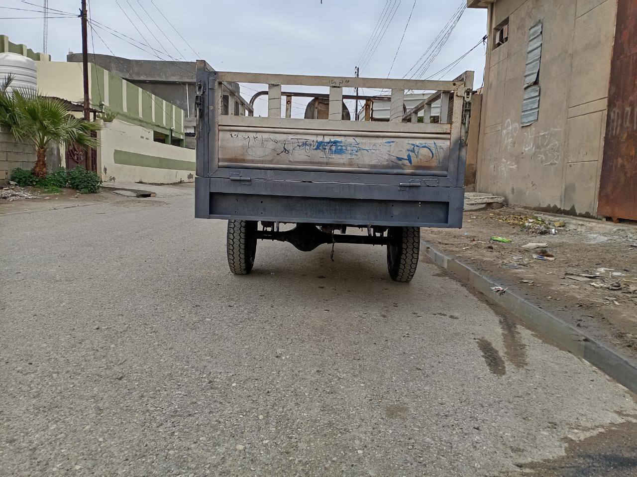 السلام عليكم ستوته موديل 2010 البيع خبر من الله بدون اوراق العنوان تقاطع الساده السعر 700الف وبيها مجال ***********
