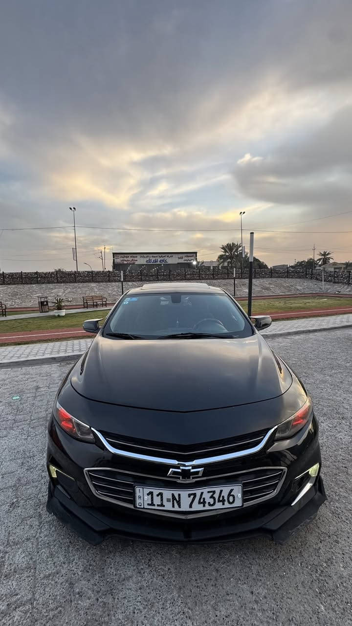 ماليبو 2018
محرك 1.5 تيربو 
4 بصمة ابواب
تشغيل عن بعد
تحكم ستيرن
تبريد قطعتين
شاشه كبيرة
شاشة اعطال
اوتو ستوب
ويل 17  
كامره خلفي
كشن كهربائي

صدر امامي وخلفي جديد/تخم تايرات جديدة 

هزة جديدة وسنوية 5 سنين

(حادث امريكا باب عكس سايق فقط )
(حادث العراق جاملغ الخلفي جهة السايق)

السيارة خير من الله مناقصها شي
(السعر 110 بيها مجال انشاءالله)
رقم بغداد جديد تحويل ثاني يوم

بغداد حي الجامعة ***********
