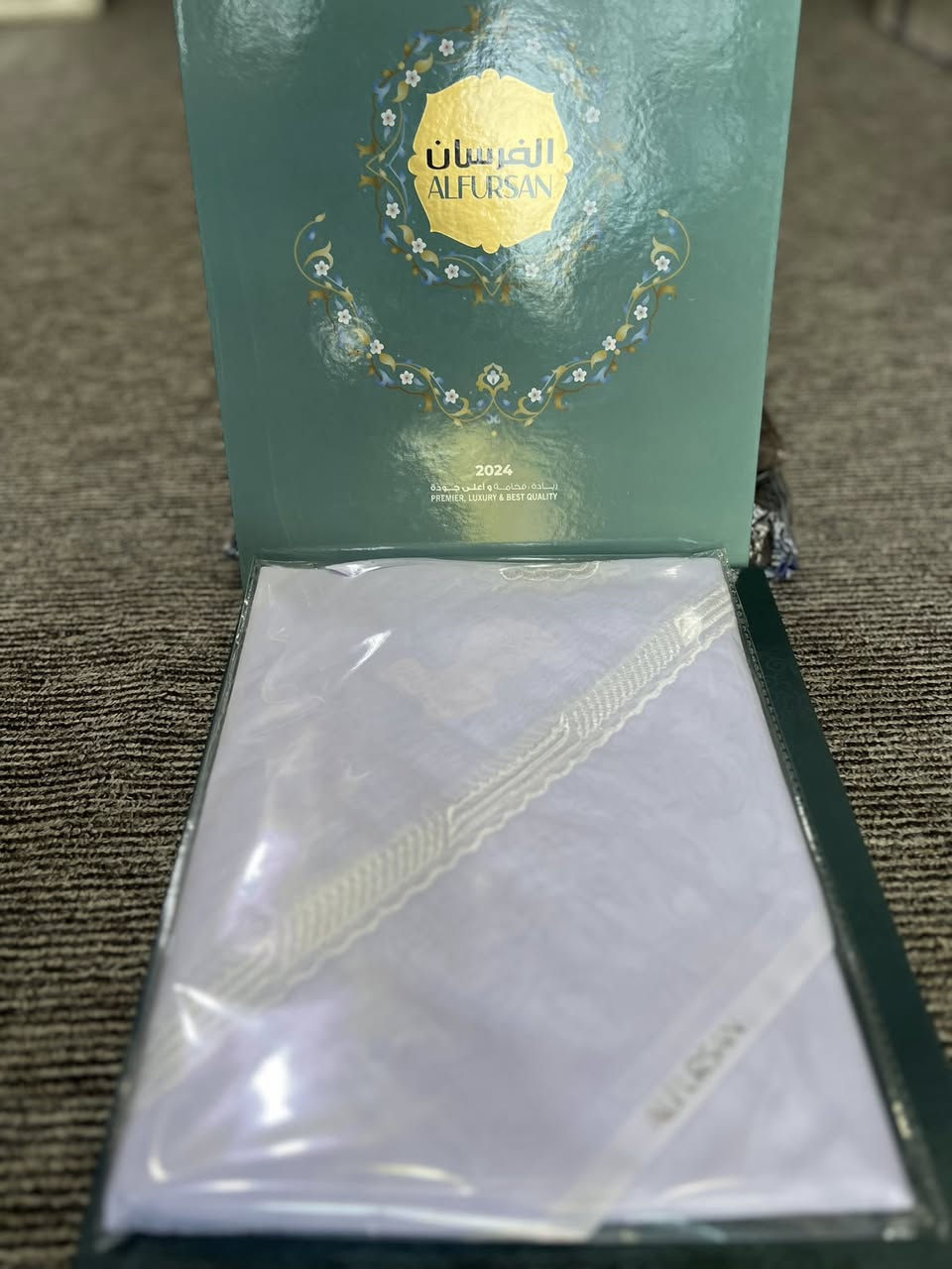 ازياء الاكابرلالبسه الرجاليه 🇹🇷 
⬇️
جديد 💣 
⬇️
غتر رجالي + يشامغ 
⬇️
نوعيات (سويسري) ( ملكي) ( ايماراتي) 
⬇️
قياسات كامله 50:60 
⬇️
سعر  من 5 الف فما فوق 
⬇️
العنوان سامراء الضباط الاولى مقابل الجبريه الاولى قرب مول الصيني سابقا مقابل نعوم للحاسبات متوفر توصيل لجميع محافظات 
هـ *********** 
⬇️
صفحه الانستا 
https://www.instagram.com/azz_ekibar?igsh=MXg1NnB2NDVibmp5OA%3D%3D&utm_source=qr
