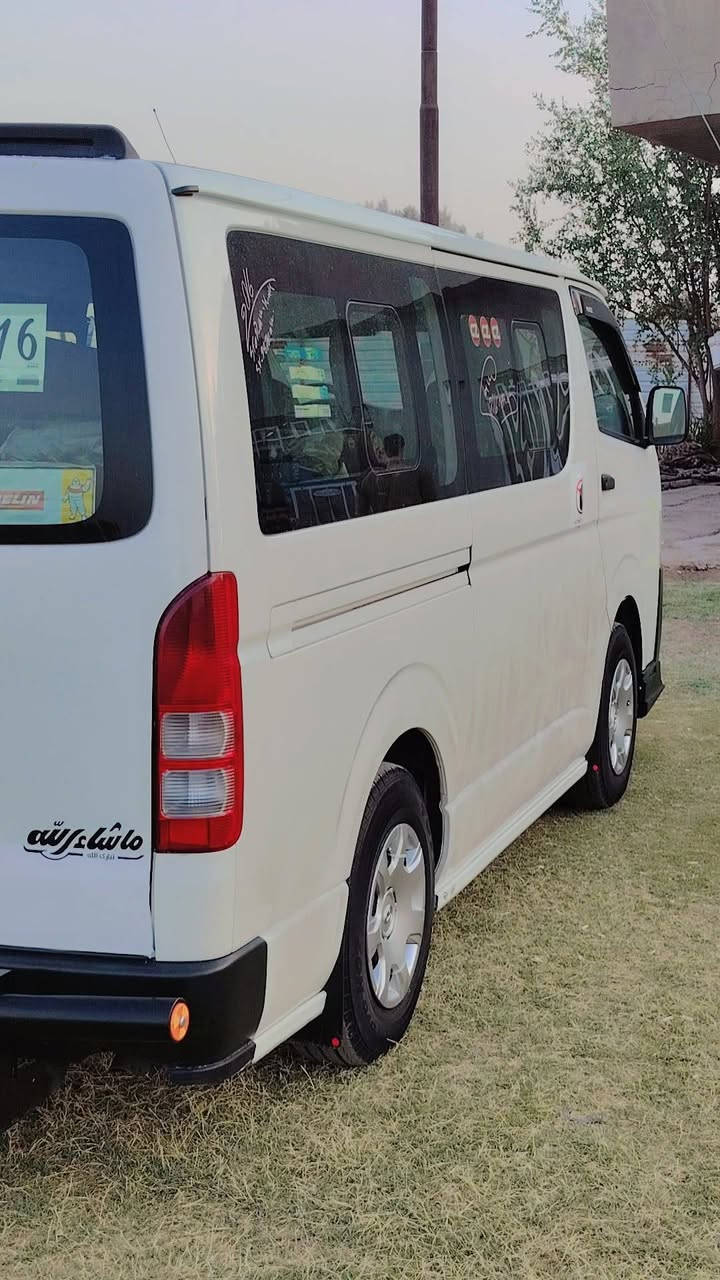 السلام عليكم
للبيع هايسه زعره 2016 كفاله عامه من الضربه والصبغ
كير مكينه اكسن ع الشركه
منضومه غاز تخم تاير باب كهربائي 
رقم اربيل باسمي
مكان بغداد 
***********
***********
