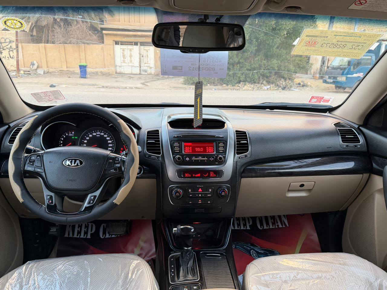 السلام عليكم كيا سورنتو خليجي موديل 2014 حره تحويل ثاني يوم مشروع وطني سنويه ل 28 رقم بصره مكفولة من الضربه والتبديل بيه رشات صبغ الجه اليمنه بدون دواخل تجميل شرط مكينه 2400 / 4 سنلدر فول مواصفات 1/1 شاشه كامره تحكم استيرن جيهتين حساس امامي وخلفي بلاجكتور يدات نيكل داخل وخارج 5 ويل كب لايت حاجب لد خلفي 3 قطع تبريد تدفئه بلكشنات كشنات جلد اشاره بلمرايه مرايات شفط 7 راكب بصمه ابواب بصمه تشغيل بصمه جنطه اشاره ترحيب نظام ايكو تبريد بيانو طخم تاير جديد قماره حديد مكفوله من البارد والشخوط دواخل وضع الشركه ترايه كلش حلو السعر 145 مكان السيارة الناصرية التصال ***********
