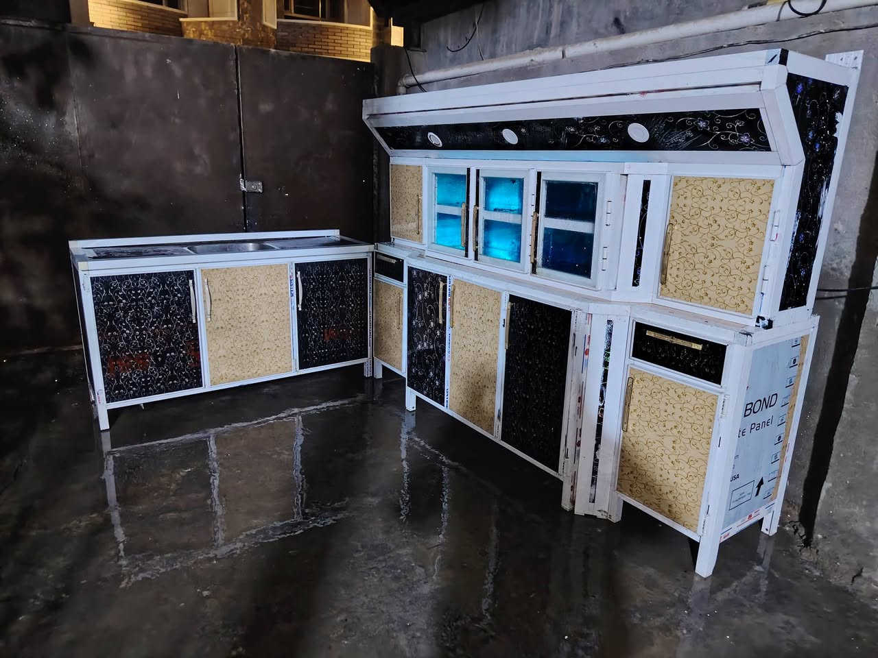 كاونتر المنيوم تسكام مو سوكي للبيع للإستفسار الاتصال على الرقم *********** او *********** او وات ساب
