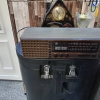 راديو قديم • إلكترونيات