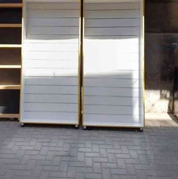 فاترينات للبيع جديدة مامستعملات فقط اسبوع الي يريدهن يراسلني خاص او اتصال ع رقم ***********
عددهن خمس
