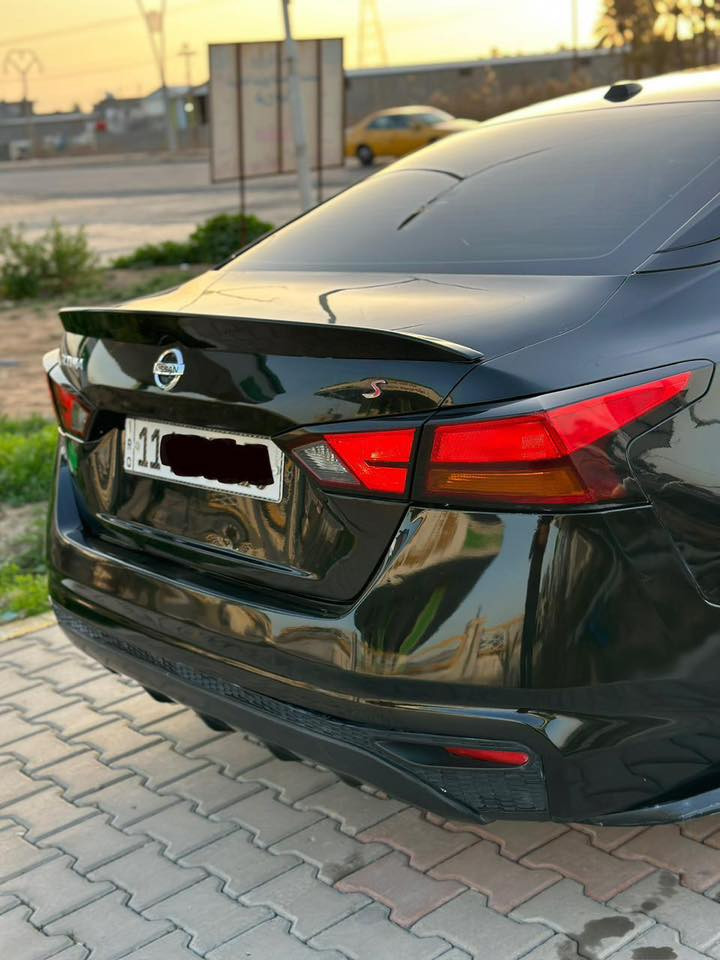 السلام عليكم 

نيسان التيما 2020  فئه S  للبيع او المراوس 

حادثها جاملغ وبنيد بدون شاصي او لغد وبيها بابين شخط وصبغتهن موجود فديو قبل صبغ 

_بصمه

_تشغيل عن بعد 

_كشن كهرباء

_شاشه جبيره 

_هيتر بلمرايات 

_تحكمات ستيرن +قياده ذاتيه

_ رقم بغداد سنويه وهزه وارقام جديد بأسمي 

_السياره عليها ادامه كامله بلكات ناوزلات فيتبم حجر بيئه ادامه كامله + منظومه زنون كامله جديد كلهن اصلي وكاله

 _مابيها اي نقص جاهزه تخم تاير صدر جديد + كير مكفول + مكينه 

 

_السعر 127 وبيه مجال بسيط 
مكاني ديالى الخالص
***********
*********** وتس
