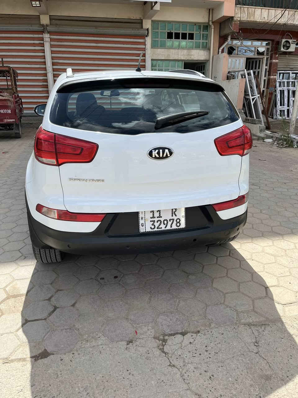 السلام عليكم
سبورتج موديل ١٦ رقم بغداد الدولي الجديد
هزه جديده فول مواصفات بانوراما تحكم جهتين حساسات مري شفط اشاير بالمري تخم تاير جديد محرك 2000 دوش نظام Eco دوشمة  جديدة .. بيها بنيد صبغ فقط / السعر ١٦٥  شرط التحويل السياره باسمي 
مكان السياره الرمادي


**إذا كنت صاحب هذا الإعلان وتريد حذفه لأي سبب، رجاءا أرسل رسالة إلى الدعم الفني**