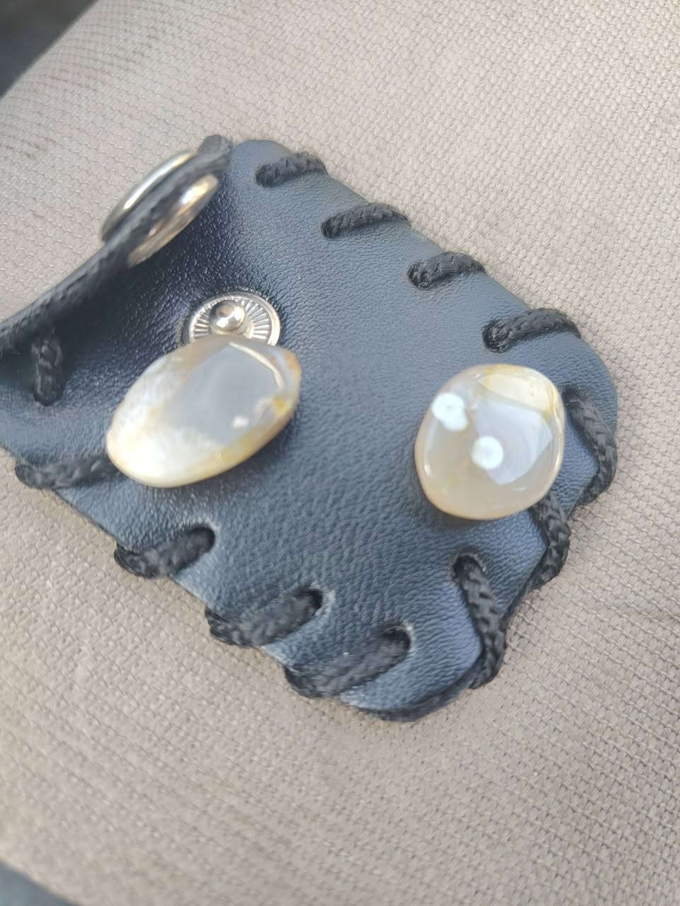 للبيع لا اني اشتغل بيهن ولا حجار عندي ذني الاثنين اليعرف بيهن يجي ويشوف الطاقه بنفسه ويتأكد

والمايعرف وعنده روحاني يفصح يمنه ويتأكد مكاني كربلاء سعر ١٠٠ قفل


**إذا كنت صاحب هذا الإعلان وتريد حذفه لأي سبب، رجاءا أرسل رسالة إلى الدعم الفني**