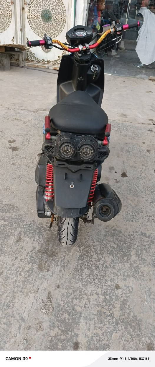 سلام عليكم سكنس جبلي موشمه دراجه شلعه ومعدل كلچات امامي خلفي رياضي ستيرن سياحي يدات بريك رياضي بگلايت كوسو سبايدر رياضي موديل ٢٠١٤تايرات امامي خلفي جديد (السعر٩٥٠$)مكان دراجه بغداد عبيدي اتصال***********
