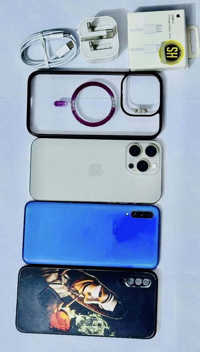 هاتف آيفون 15 برو ماكس (iPhone 15 Pro Max) 

 جهاز Samsung Galaxy A70
مراسله  على الخاص 
كامل مع الملحقات


**إذا كنت صاحب هذا الإعلان وتريد حذفه لأي سبب، رجاءا أرسل رسالة إلى الدعم الفني**