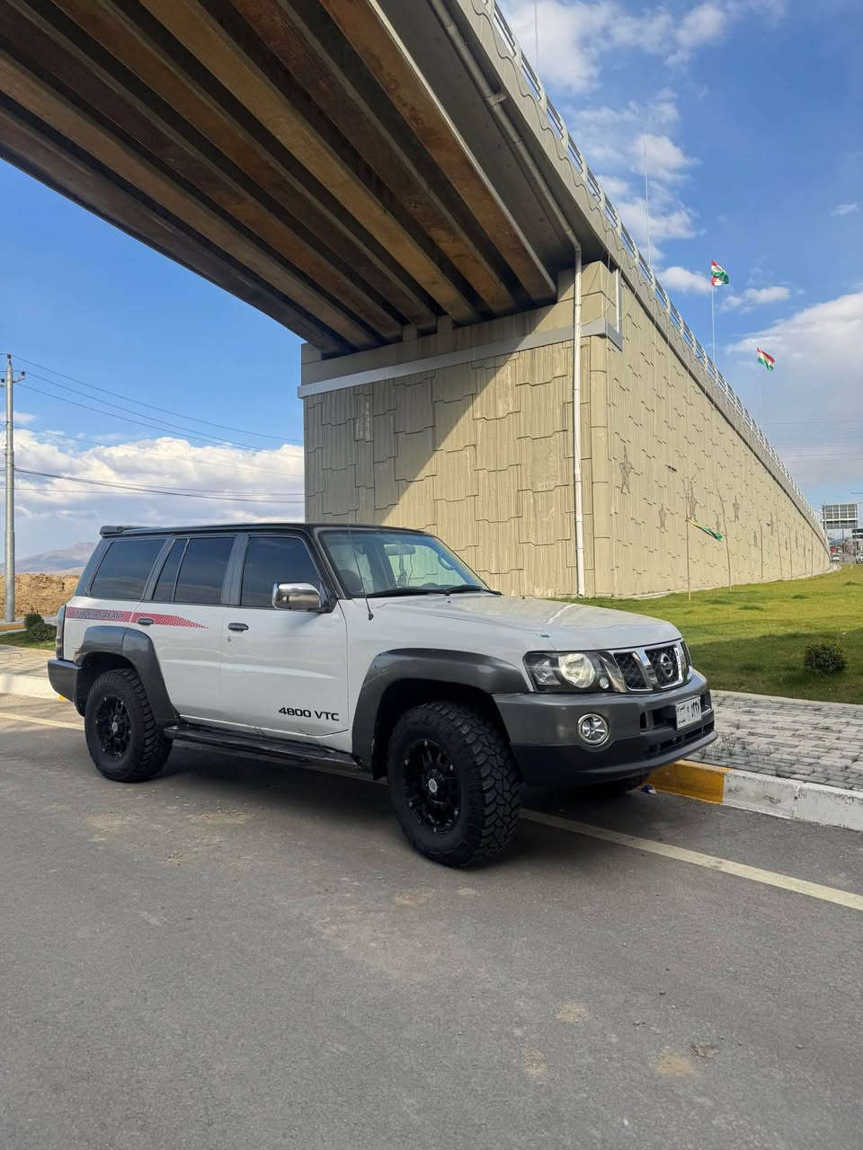 بترول ٢٠١٠ كتبا مزايده منافيست اسلي 
موس و براوه به شرته گيرر مه مه كينه به شرته
اكسل به شرته هه مووي به شرته
سعر١٠٠
***********
*********** مرغصور, أربيل
