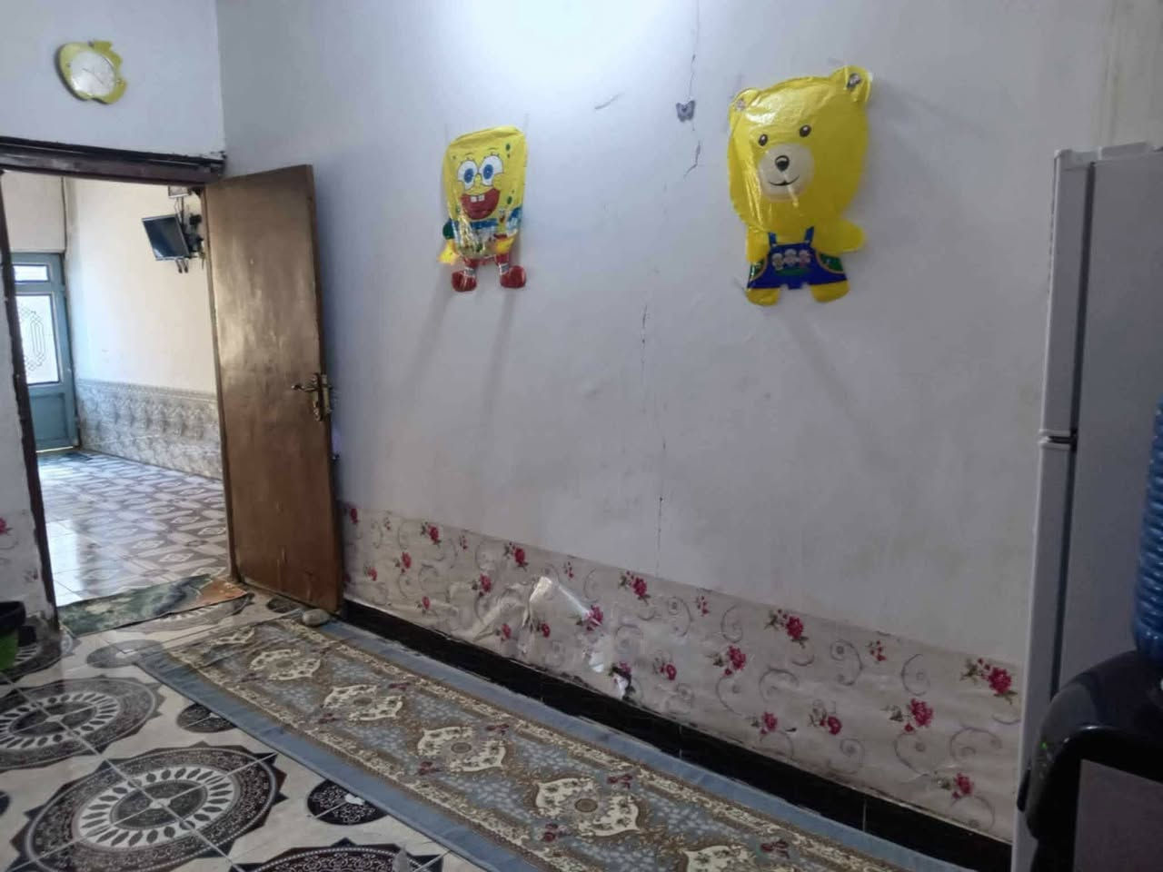 السَلآْم عَلْيُكّمٌ وٍرٍحَمُةّ الله وٍبُرٍكآتُهْ
بيت زراعي گرمه بني سعيد قريب على بيت سعدي طريقه 4م 
مساحه 270م 

غرف عدد 2 ومطبخ وصحيات خارجية وهول وديوانيه وحديقة وحمام داخلي 

البناء بلوك السقف شيلمان 
البيت طريقه فرعي

السعر💵 مناسب جدا 28 بيه مجال 

نستقبل كافة العروض سوك شيوخ وگرمه بني سعيد قطع طابوصرف  أو زراعي للأستفسار اكثر
مراسله 📩الصفحه او الاتصال 📞 على رقمي ***********
متواجدواتساب 👆
