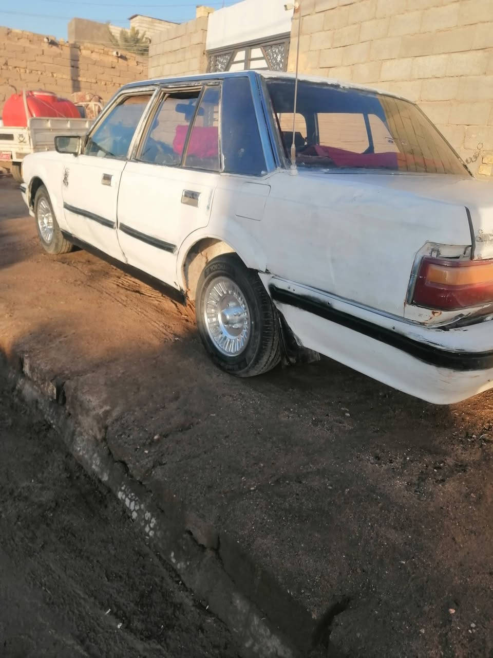 سلام عليكم سوبر للبيع رقم ذي قار  الماني سنويتهه منتهيه بل عشرين ماندل راعيهه ابيع كوم حديد اتكفل سرقه وعشاير السعر 15وبيهه مجال بصيط جماعت العشره عبر المنشور مكاني ناصريه مركز اخوان مكلف بل نشر اتصل عله صاحب السياره هاذه رقم ***********
