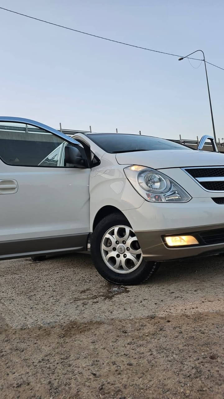 السلام عليكم  ستاركس.
ستاركس   مديل. 15.

ماشيه  58 اخت  لديرو

سبع الوان كشنات دواره

كير محرك مكفول كفاله عامه

سياره ممشتغله ع خط
سعر 195ورقه

سبير منازل نضافه100٪

بغداد شعله  ***********
