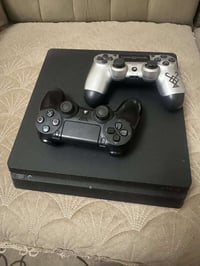 عندي بلي 4 سلم مامهكر بعده بالكارتونه ستعمال كلش قليل جديد بمعنه الكلم...