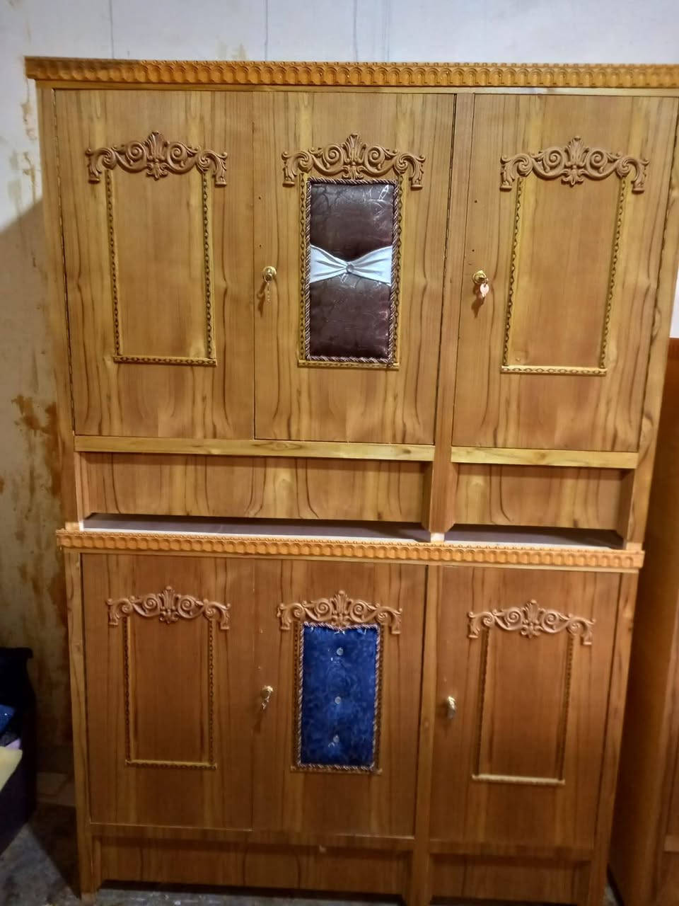 سلام عليكم معرض محمد طيب يرحب بكم 
يوجد مناميات من المتر الي 3امتار ونص الرتفاع الي اتريدو موجود.. العنوان باب جديد قرب نادي الفتوة 
التواصل ***********
