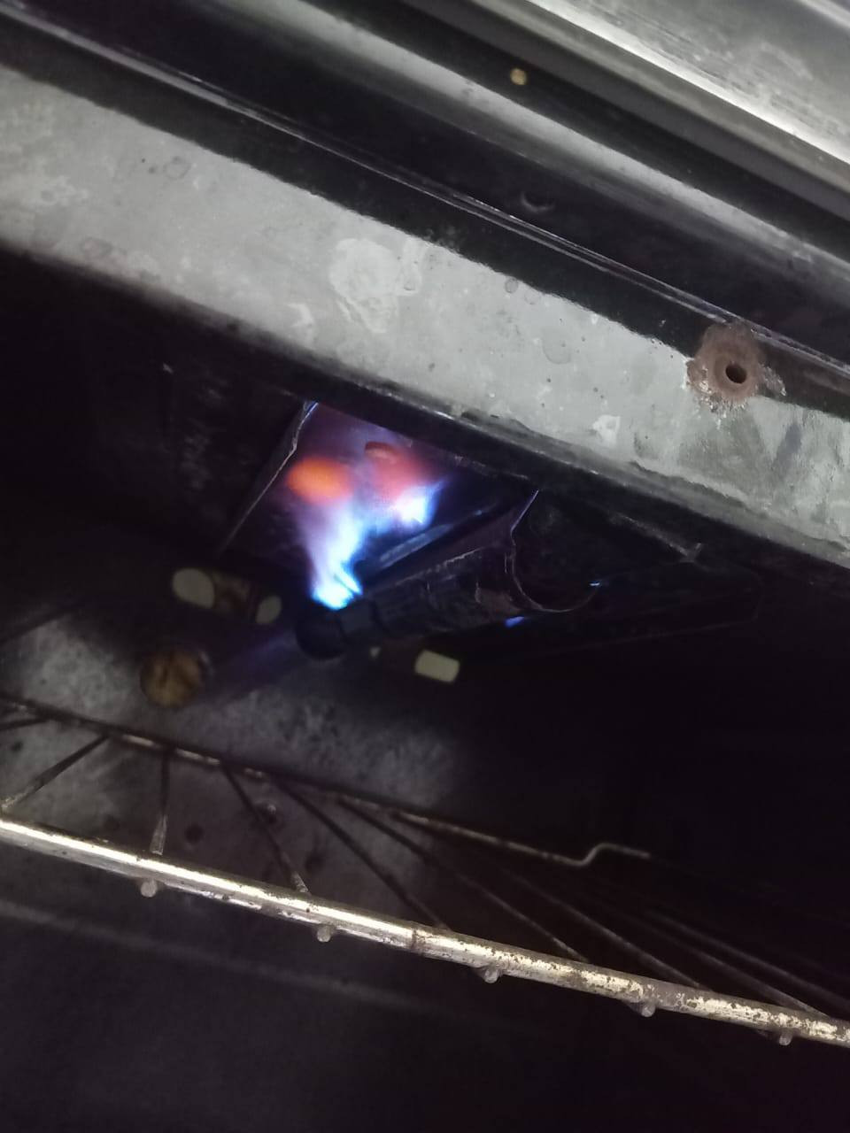 طباخ مستعمل للبيع شغال اربع عيون وفرن شغال كامل السعر 115 وبي مجال


**إذا كنت صاحب هذا الإعلان وتريد حذفه لأي سبب، رجاءا أرسل رسالة إلى الدعم الفني**