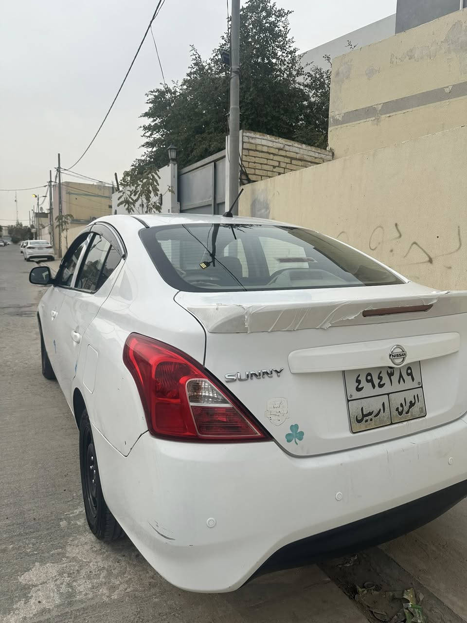 سلام عليكم 
نيسان سني 2019
هندي بليته زركه
كفاله من صبغ بيه باردات 
رقم أربيل وكاله او مداور
العنوان النجف قرية الغدير 
***********
السعر 92 وبيها مجال
