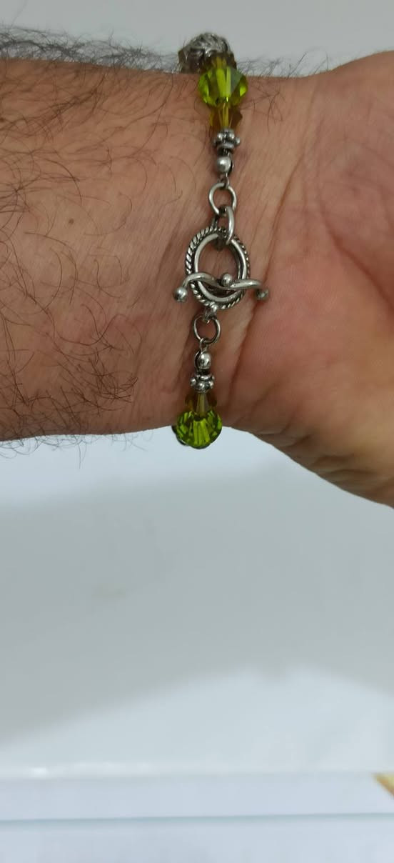 اللهم صل على محمد وآل محمد 

ياالله سلام عليكم خوان سوار انتيكه متوج حجر زبرجد 

وحجر السلاطين متغير الالوان مال ايد ناعمه تفاصيل اكثر خاص


**إذا كنت صاحب هذا الإعلان وتريد حذفه لأي سبب، رجاءا أرسل رسالة إلى الدعم الفني**