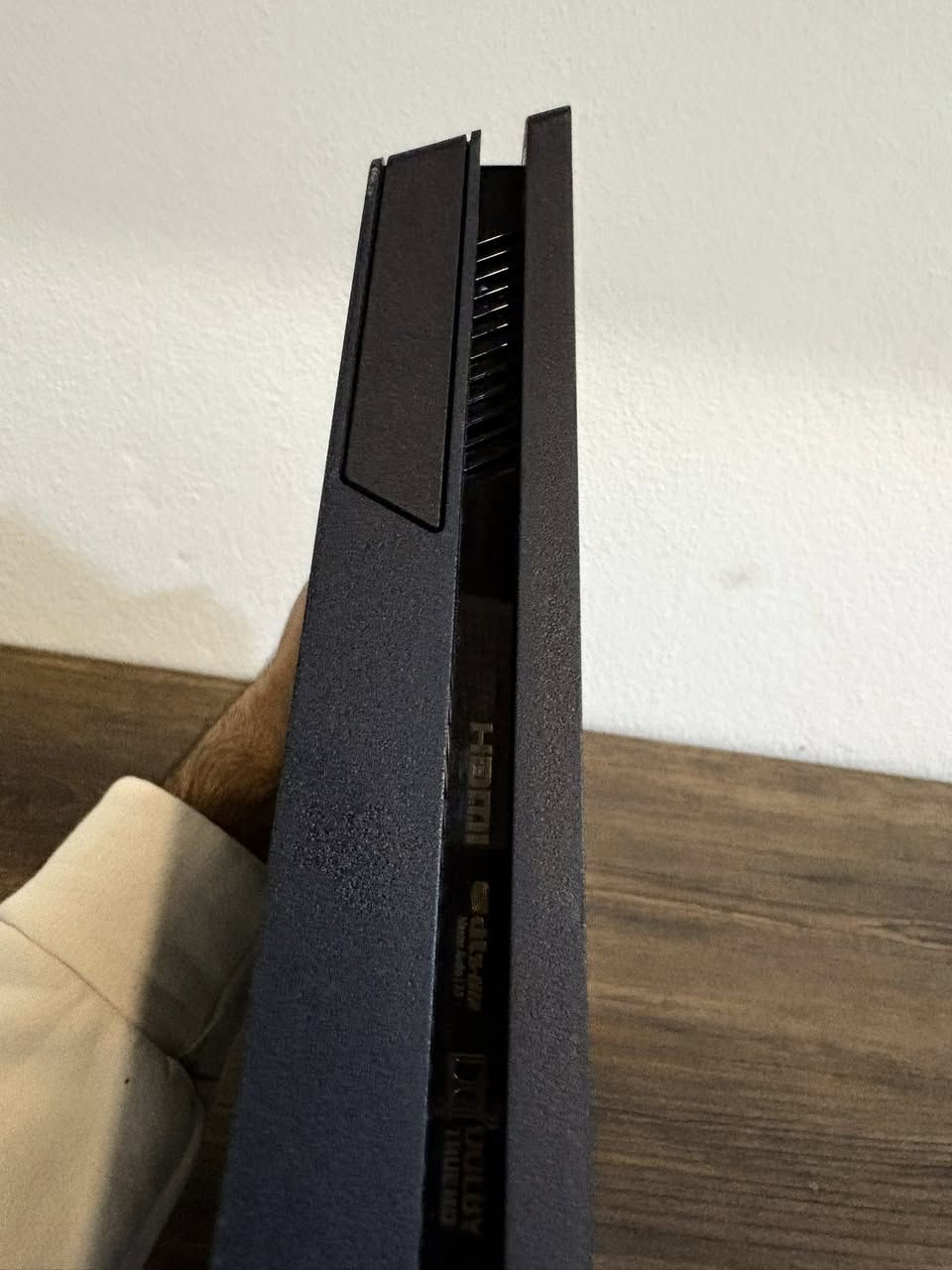 بلي فور سلم ps4 slim

مهكر نظام 12 تهكير قرص

بي 5 العاب:
GTA 5
Battlefield 1 
Ghost of Tsushima
PES 2021
CREW 2

الجهاز بحالة جداً نظيفة 

الملحقات : 
جهاز UPS 850
جويستك عدد 2 تجاري 
الكيبلات 

مكاني النجف الاشرف
***********

السعر 325
