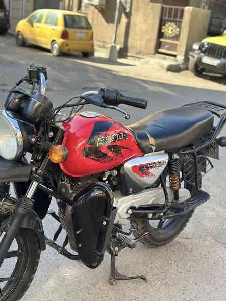 سلام عليكم بوكسر 22رقم بغداد إنكليزي تحويل ثاني يوم مستعجل ع بيعه نقص سلف ودشبول فقط الباقي كفاله عامه ماشيه بحدود 70الف دراجه من لبيت للاعضميه لمكان شغلي فقط السعر مليونين وبيها مجال حك جيه مكان بغداد الصبح بل اعضميه بليل بحي لبساتين
***********
