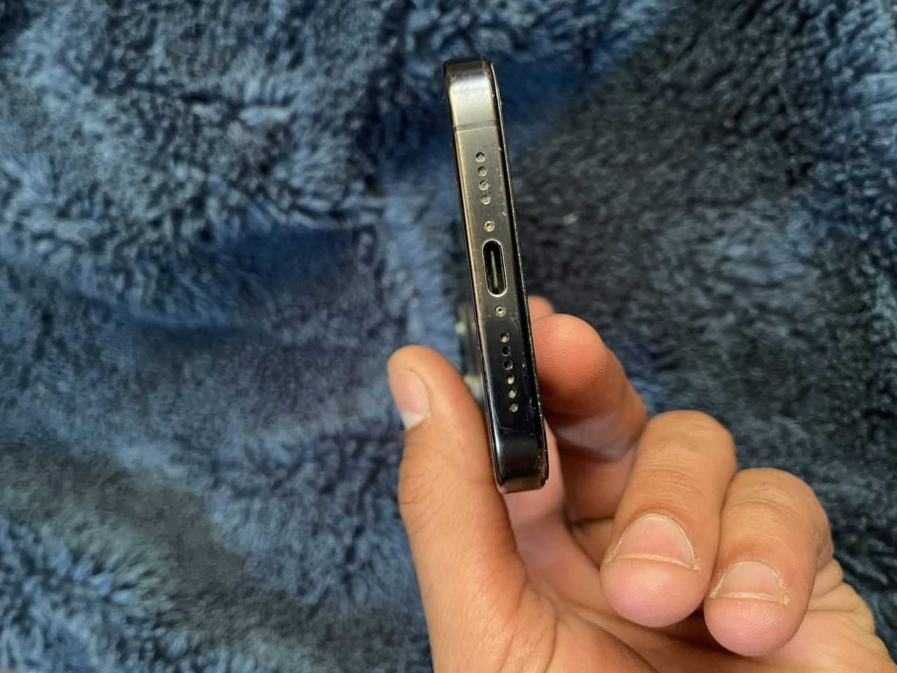 السلام عليكم
ايفون 15 برو ماكس ماستر شرق اوسط  للبيع 

ذاكره 256 

بطاريه 83
نضيف ع ايدي 
مبدل ضهر فقط اصلي 

كارتون ولزكات ماستر موجوده 

950 ببي مجال بسيط
اي استفسار خاص


**إذا كنت صاحب هذا الإعلان وتريد حذفه لأي سبب، رجاءا أرسل رسالة إلى الدعم الفني**