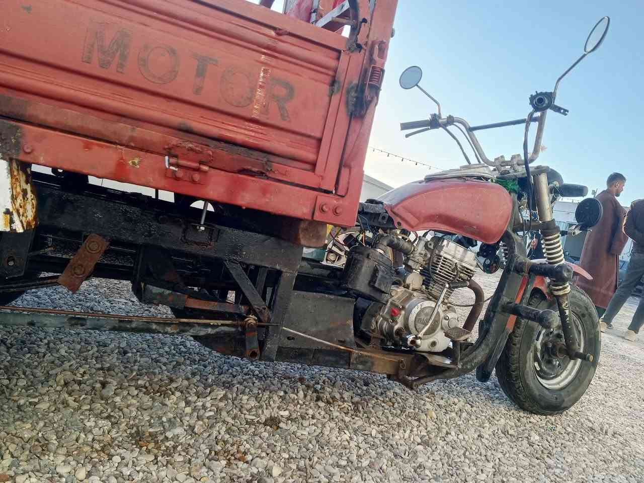 سلام عليكم ستوته متيار للبيع موديل
/9/سنويه ساقطه مكينته مفتوحه كرهبايات كله شغاله

راعيه مااندله اسويله مكاتبه اتكفل عشاير ستوته مال شغل 

سعره 750وبيه مجال للشراي مو شراي رجااان لاتطي سعرمن يمك خاص ماكو اتصل وتدلل مكاني الشطره 
هاذه رقمي /***********/بخدمت الشراي 🖐🏿
