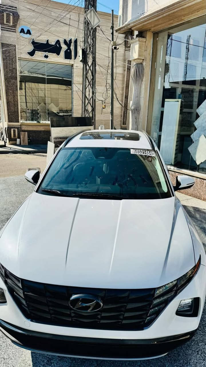 سلام عليكم للبيع فقط توسان دخول جديد موديل 2023 وارد أمريكي فول موصفات  ايرباك استيرن +البرده اليسره فتحه شاشه ديجيتال إشاير ترحيب كشن السائق كهرباء تحديد مسار نقطه عمياء أشارة بالمري رادار امامي وخلفي تبريد قطعتين داخل لونين كشنات جلد ويل كب حادثه صبغ نصف البنيد ماشيه32 السعر 190 وبيه مجال رقم بغداد بسمي العنوان بغداد البلديات الاتصال على الرقم ***********
