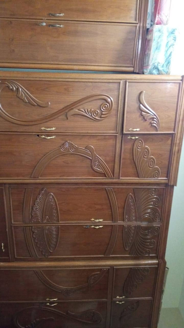 يوجد غرفة نوم خشب حطاطة للبيع العنوان مقابل دائرة ناحية الكرابلة الاستفسار اتصال عل  ***********
