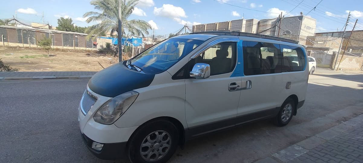 ستاركس موديل 2011 محورة مسكر اوتماتيك  
تايرات جديد محرك وگير وحدادية  كفالة 
مصفرة هيئة وضريبة وغرامات والخط لشهر التاسع 
سنوية بأسمي مشروع وطني انگليزي 2027 
رشة صبغ چاملغ الأمامي جه السايق فقط 
مكاني نجف للأستفسار ***********
