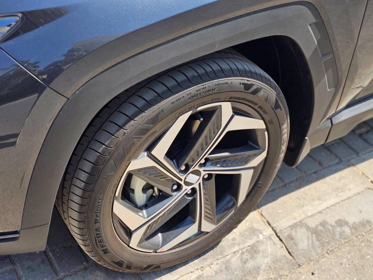 للبيع توسان Nx4 2024
اعلي فئه الفئه السابعه  فيها كلّ الكماليات 

الخياطه الزرقاء 

فبريكا بالكامل عداد 50 الف صيانات توكيل 

مرور اكتوبر مالك اول رخصه سنتين 

 المعاينه اكتوبر وربنا يبارك لصاحب النصيب 

للتواصل فون فقط 

01158303162


**إذا كنت صاحب هذا الإعلان وتريد حذفه لأي سبب، رجاءا أرسل رسالة إلى الدعم الفني**