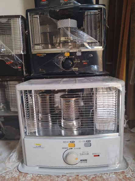 للبيع صوبات مستخدمات شي بسيط مكاني حديثه بروانه قرب مدرسه عين العرب  الاستفسار ***********
