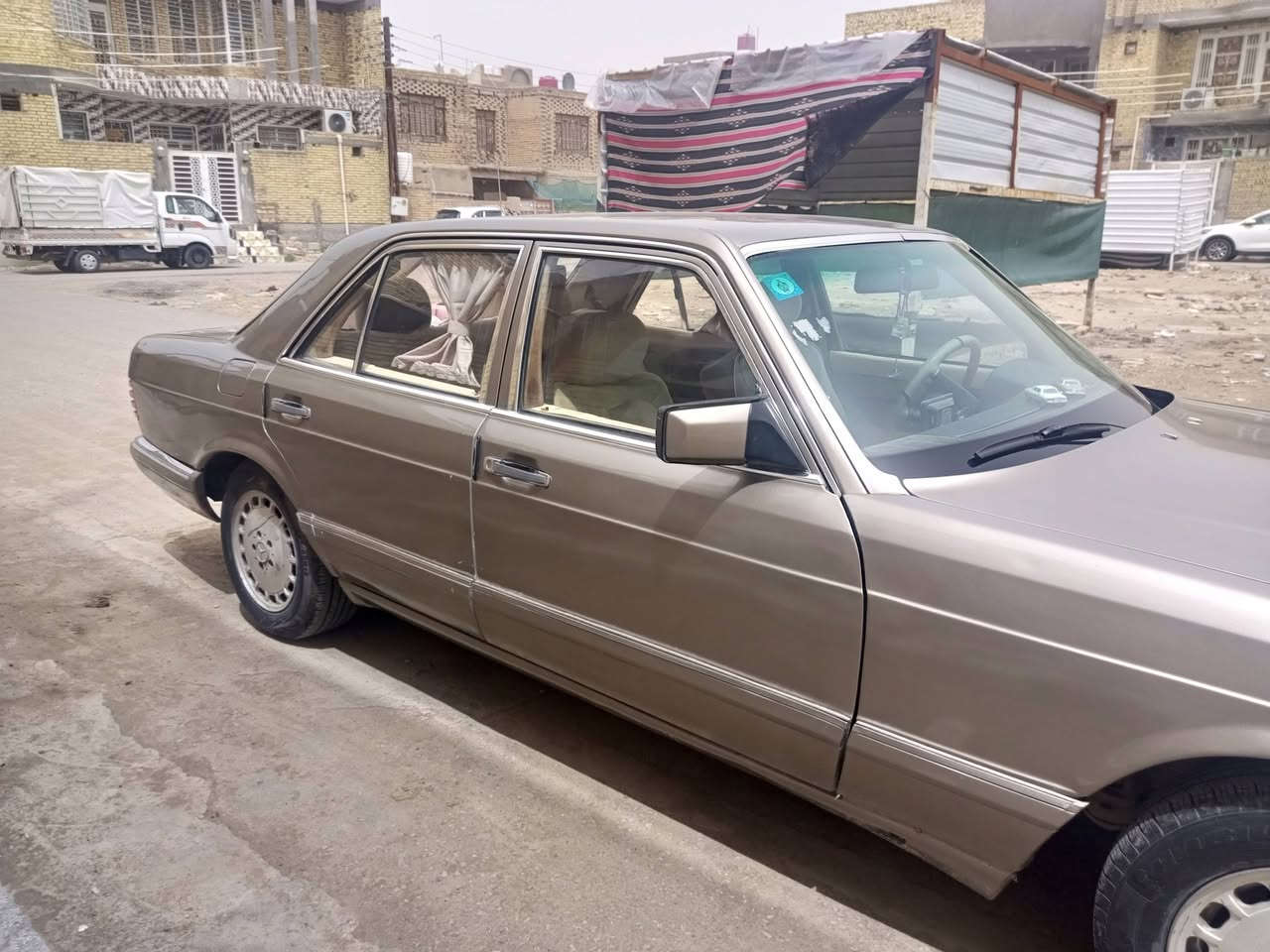 السلام عليكم
رئاسي٩١
رقم دولي بأسمي سنوية لل٣٠
مكفولة اصوليات وعيب شرعي وضربة قوية
مصبوغة عام 
محرك فيفتي لا تبخير ولا تنقيص
حدادية ٨٠٪
تبريد ليك شغال السنة الفاتت السنة ليك بي
تايرات جدد دنلوب 
السعر ٥٠ او مراوس بأقل من سعرها مع الفرق 
العنوان الشطرة
***********
فرح عائلتك بالعيد بسيارة
