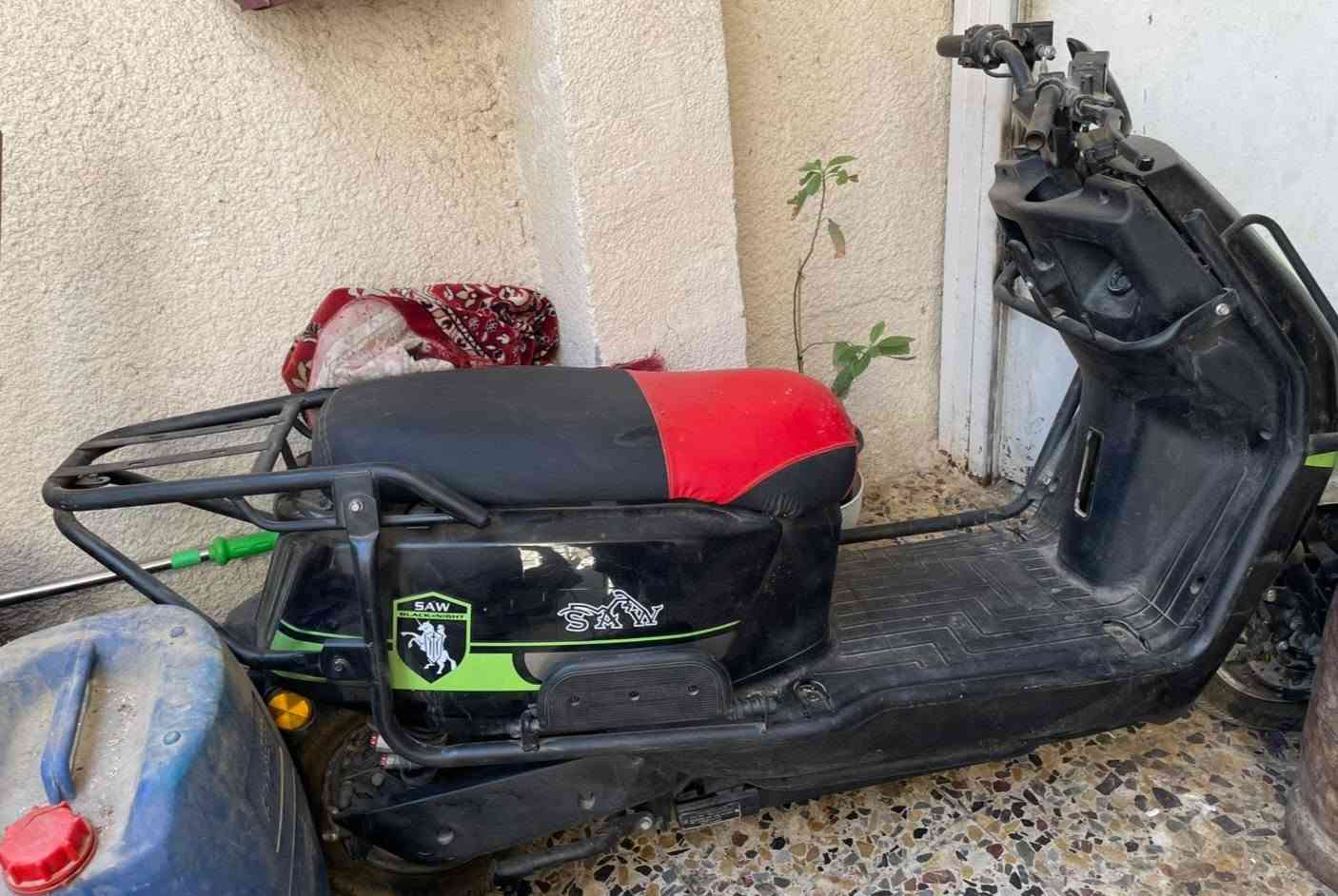 اغراض للبيع ثلاجه وماطور شحن وسكوتر وتعلكه ملابس وساخن ماي رقم وتساب ***********
