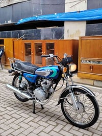 موديل 2021 • أوراق أصلية • تاير جوبلس