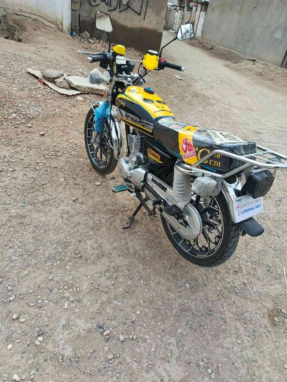 سلام عليكم سيفان 25 للبيع مكفول عام برغي ما مفتوح منا أو مراوس حسب القناعه مكاني شهربان العزي سعر 775هـ‏‪***********‬‏
