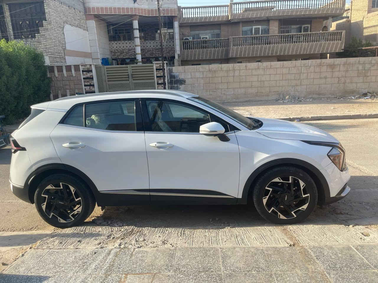 السلام عليكم
كيا سبورتج خليجي 
موديل 2023
رقم بغداد بأسمي 
ماشية 53 ألف 
قمارة حديد  
سايد بريك بصمة
مُغلفة بالكامل كشنات و أرضية 
مكان السيارة بغداد البلديات_ شارع المصرف 
للأستفسار الاتصال على الرقم 
***********
