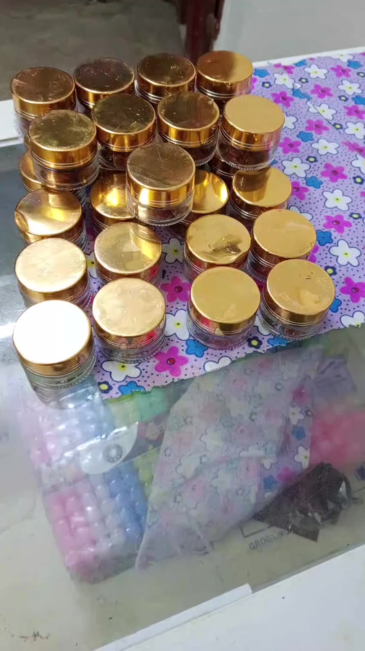 سلام عليكم ورحمه الله وبركاته
شباب انواع البخورات تخبل صلي على محمد وال محمد 
مكاني يم مجمع صفاء اسواق الكوثر 
حي الصدراين


**إذا كنت صاحب هذا الإعلان وتريد حذفه لأي سبب، رجاءا أرسل رسالة إلى الدعم الفني**