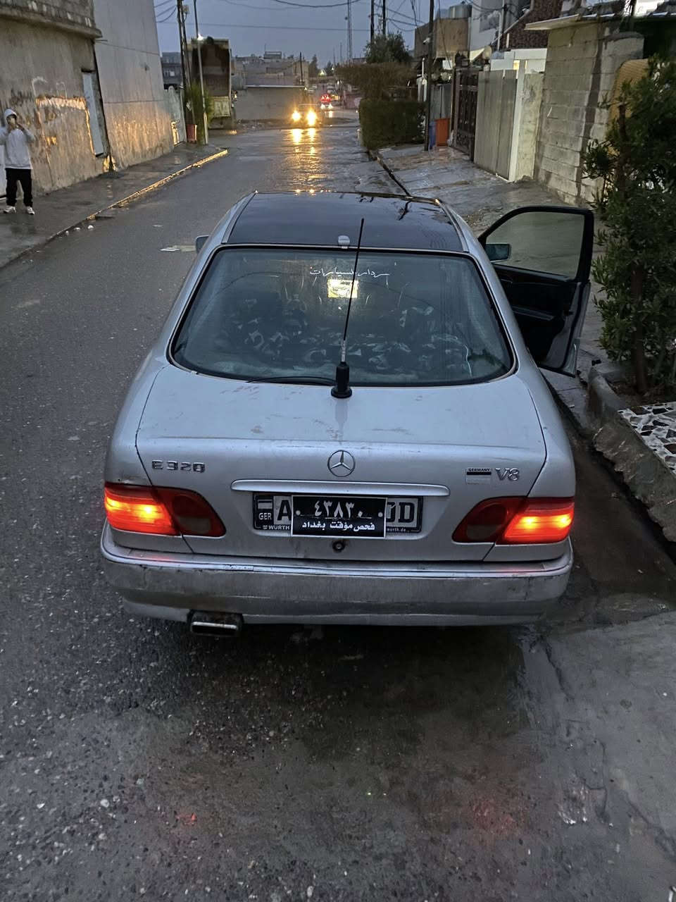 بةناوي خوا مارسدس بينز موديل 1997ئارم مالي مةدةني ئةوةليات گيرو كارابايات هةمويداروبةرديبةشةرتة.                    مواسةفات ئيليگانس جامكارةبا كوشن كارةبا ئايپاد گةرمي جلد سةلاجة بايف كارةبا كوشن سياحي چوار ويلي AMGلةسةرة گزوز 306 performance لةسةرة ￼.                                                  نرخ(30)$ 
ژمارة/***********
