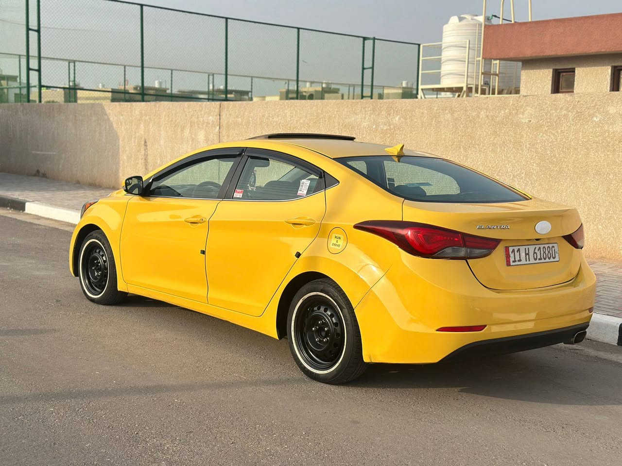 السلام عليكم 2015 حادثه جاملغ خلفي فقط بدون داخل وحوض  والباقي كفاله عامه ليبل واحد الاستفسار  *********** السعر 116 مجال بسيط موصفات فول فتحه كامره شاشه  تحكم ستيرن كشنات جلد تدفئه تبريد قطعتين محرك وكير مكفولات حداديه تخم تاير محرك 2000 دوش رقم بغداد دولي المكان كربلاء
