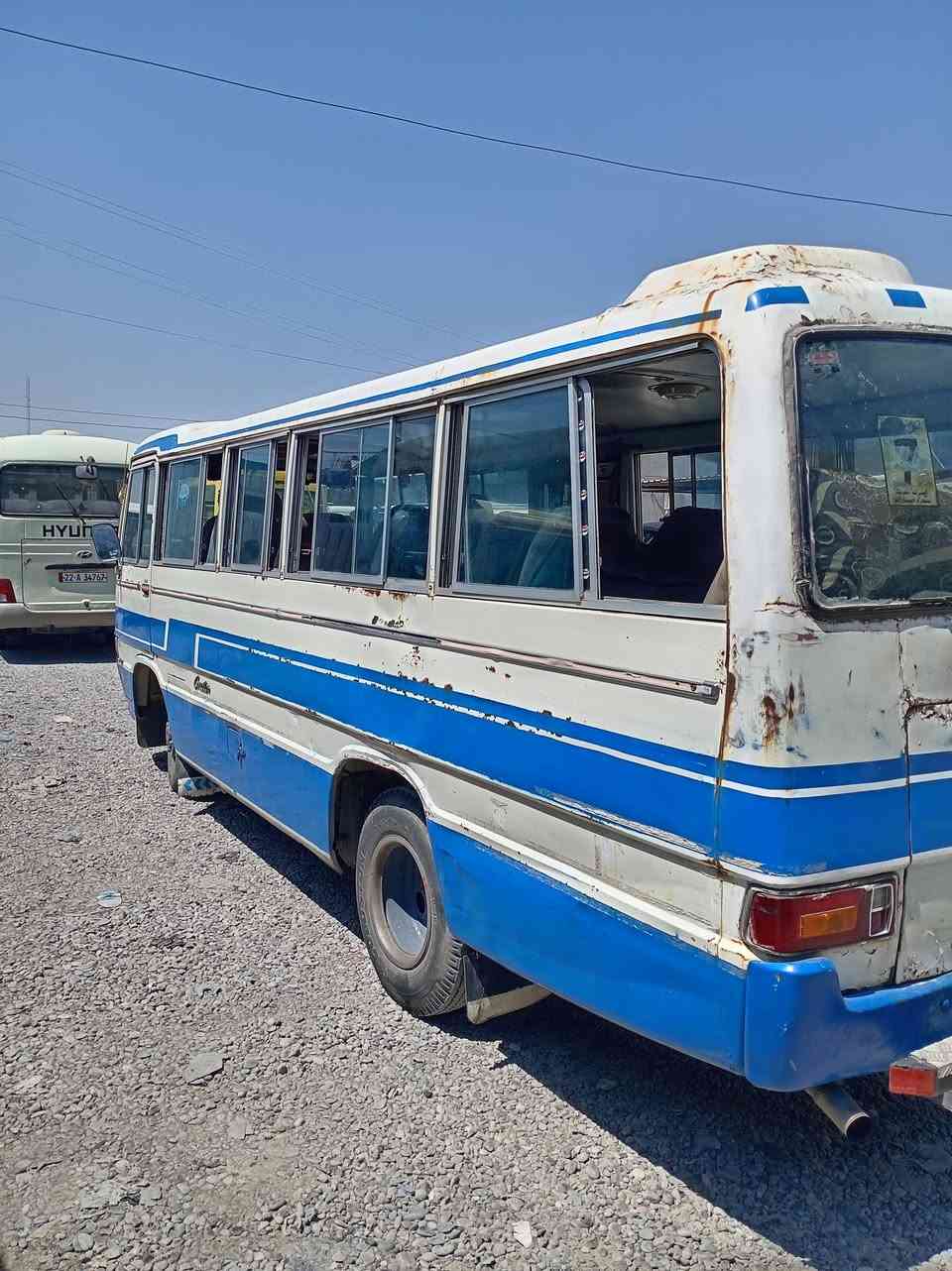 السلام عليكم كوستر 82 محرك بل شرط قانونيا بل شرط اني مكلف بل نشر هاذه رقم صاحبه ***********
