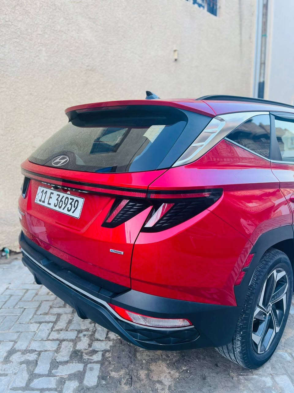 السلام عليكم 

توسان 2022
مكينة GDL
فول مواصفات 
وارد أمريكي حادث فقط جامة السايق
جاملغ الأمامي صبغ قليل والجنطة قليل
ماكانها مدينة الصدر 
سعرها 220 وبيها مجال 
للستفسار *********** بغداد, العراق
