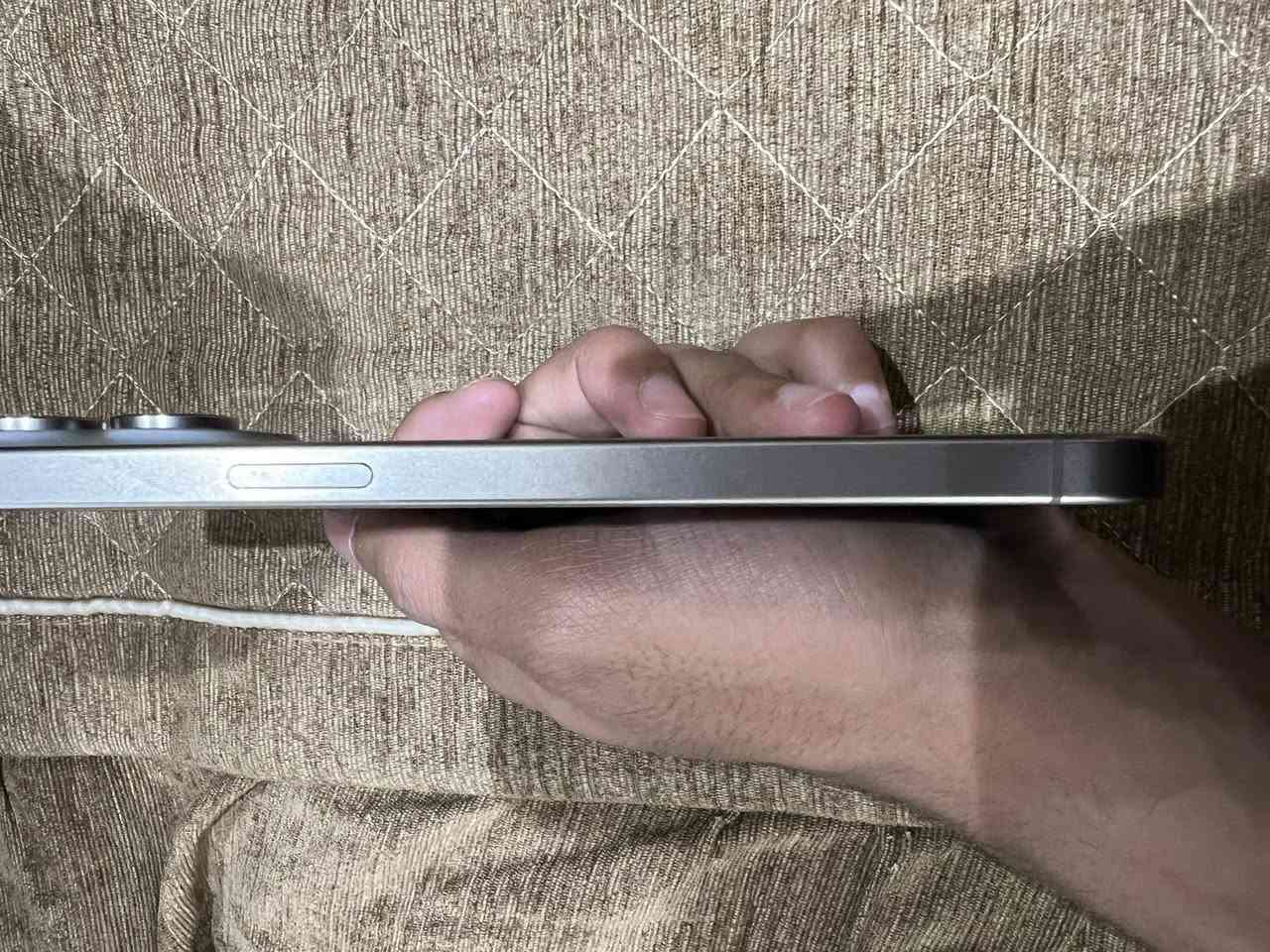 ايفون 15 برو ماكس للبيع
ايفون للبيع بطارية 85 ذاكرة 256 جهاز جديد ممفتوح ولا مصلح ولا ايشي على ايدي ماخذه كلش جديد ونظيف السعر النهائي 1،100 | مليون و100 الف .


**إذا كنت صاحب هذا الإعلان وتريد حذفه لأي سبب، رجاءا أرسل رسالة إلى الدعم الفني**