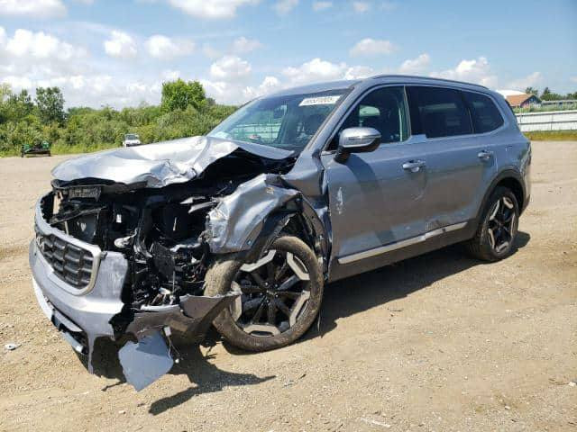 السلام عليكم 
تيلوريد 2024 وأريد أمريكي السياره ضربته موضحه بالصور  وانته شوفه رادارات من كل الجوانب تحديد مسار تحكم استيرن توقف ذاتي 7 راكب حجم المحرك 3800 رقم ذي قار الجديد كله شغال والسياره جديد بمعنى الكلمة تجي وتشوف بعينك عنوان السياره ناصرية سوق الشيوخ 
السعر 245وبيها مجال بسيط ***********

م/ السياره كتاب شهداء
