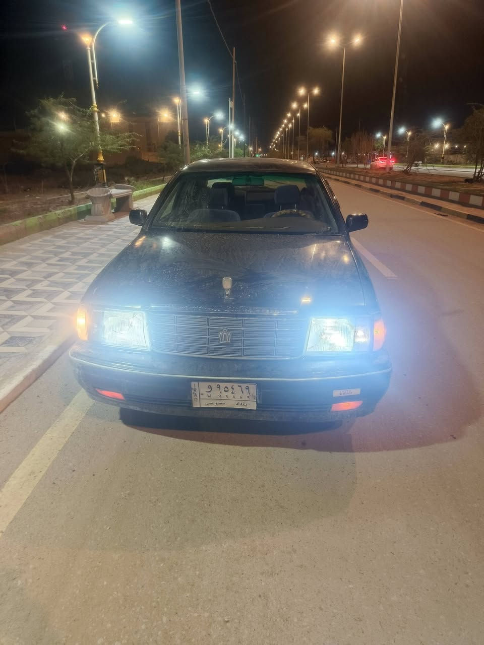 مرخصت الادمن راس الثور تكم للبيع محرك فيفيتي 3000 ام الاكلاص الابيض محرك بي تبخير السيارة لا كص ولا نقل بيهة ضربة طايح عليهة سقيفة رقم بغداد مشروع وطني امداور ثاني يوم راعيهة بالبصرة السيارة بالبصرة قضاء الفاو رقم ***********
