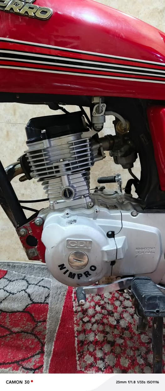 سلام عليكم شباب دراجة اربعة كير نوع نامة ابرو جديد مديل 2021 اصولية بيهة 17 ورقة مفتوحة مرة واحدة مشتغليهة احسن شغل دراجة كاملة من كلشي لله يشهد من بيت للشغل روحة رجع بس عايزة بس كتف شحن الدراجة رايدهة 750 او بيهة مجال للشراي ( موجود خاص دراجة شرط الترقيم اني ماشي بل ترقيم)


**إذا كنت صاحب هذا الإعلان وتريد حذفه لأي سبب، رجاءا أرسل رسالة إلى الدعم الفني**