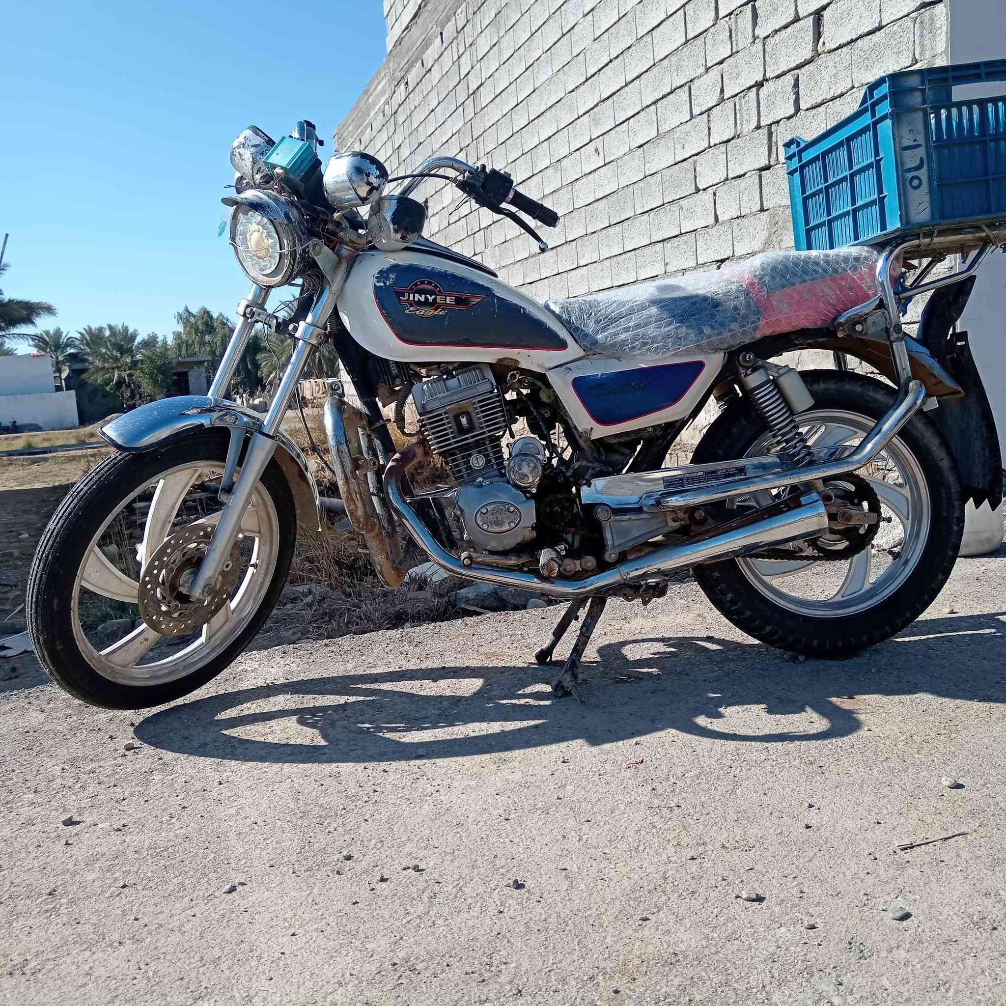 السلام عليكم
متاح جني دبل بلك كهرباء مكينة دبلات شاصي كلة مكفول تايرات تخم جديد ويالة مكفولة ويل الخلفي جديد تشتغل سلف وهندر مكينة خرسة أوراق كاملة مكاني ديالئ بعقوبة *********** سعر ٤٠٠ موديل ١٢ دراجة مال جناي مو بياع شراي
