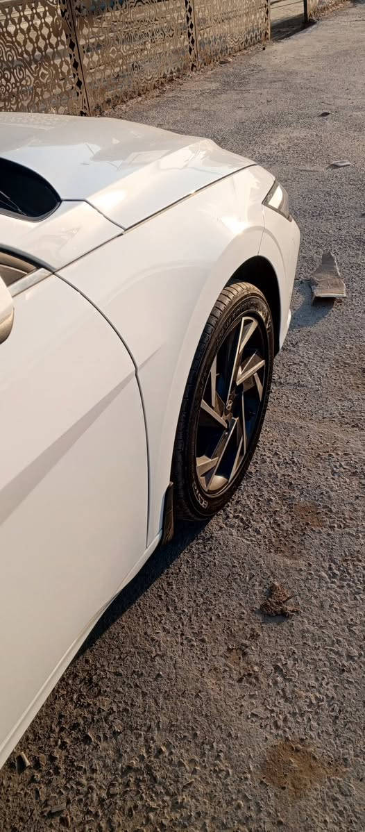 السلام عليكم
هواندي الانترا 2024 فول واحد على واحد 
معدل المشي. 30 الف خليجي استلام شركه 
 المواصفات
محرك ٢٠٠٠ دوش 
فتحه سقف 
بصمة تشغيل 
بصمة ابواب  
تشغيل عن بعد 
رادار أمامي 
رادار خلفي 
رادار جانبي 
ويل كب 
اضوية زنون بلادي
تحديد مسار 
مثبت سرعة 
توقف ذاتي 
مانع اصطدام 
كاميرا تسجيل خلفية
شاشة كبيرة
كامره دواره 
حساس امامي 
حساس خلفي 
فول تحكم استيرن 
تبريد ثلج 
بعد بيها هواي موصفات ناسي اذكرهن
مكان السياره. بغداد 
السعر 190
هاتف *********** 
غير متواجد على فيس
