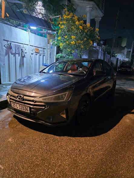 السلام عليكم 
النترا امريكي 2020 حادثها جاملخ امامي جه السايق مصلح نفسه صوره الحادث موجوده السياره ليبل واحد مكفوله كير محرك سياره خير من الله فول مواصفات عدا الفتحه والبصمه ومعروفه مواصفات الالنترا الباقيه 
السعر 135$ بي مجال للخيرين 
تواصل واتس اب 
***********
مكان السياره بغداد / ابودشير
