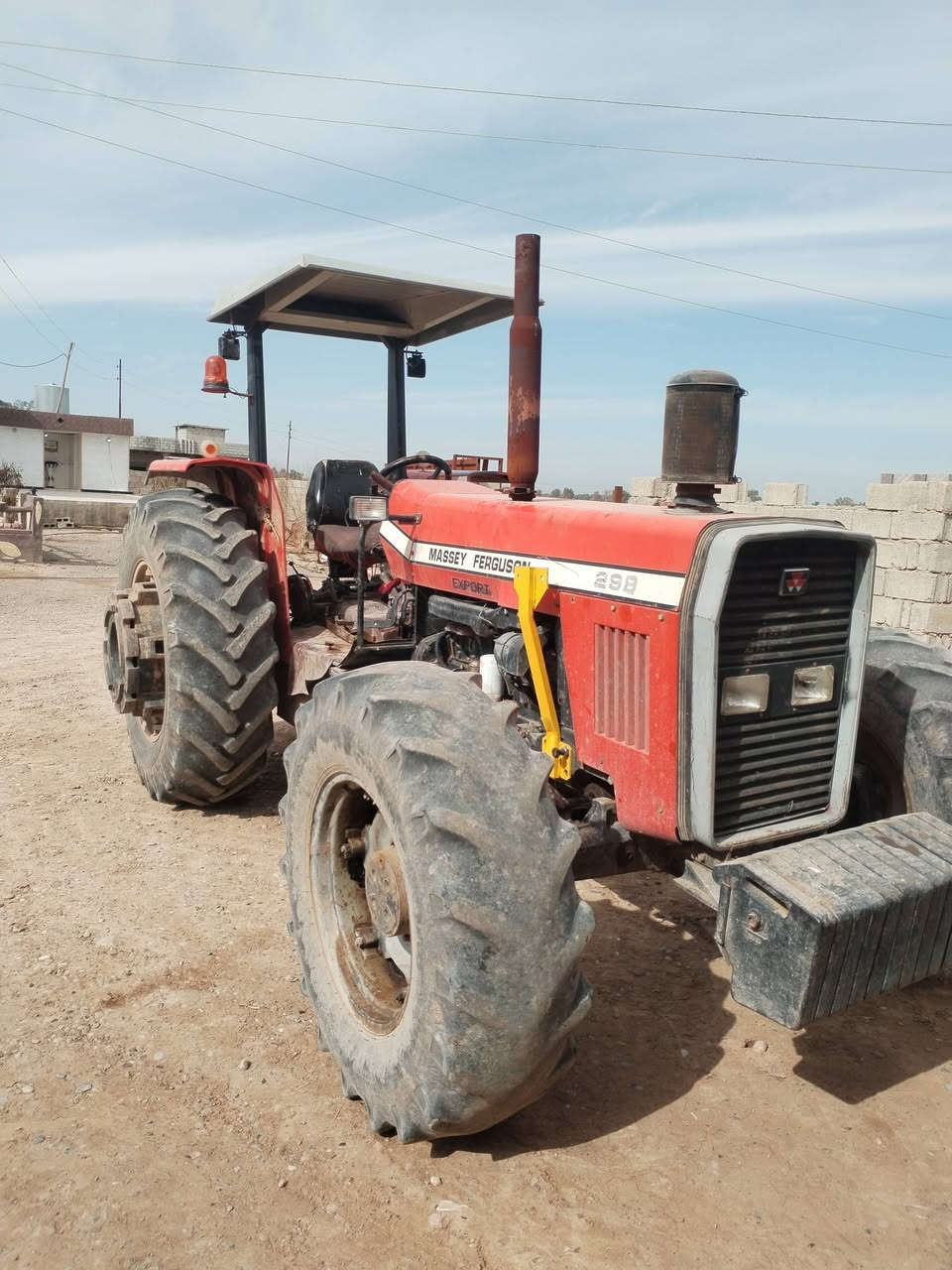 للبيع موديل ٢٠٠٠ جاهز اتصال *********** حجم ١٢٠ فوركسن
